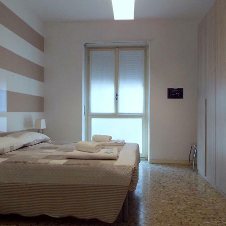 Lacaralele Apartment Milan Luaran gambar