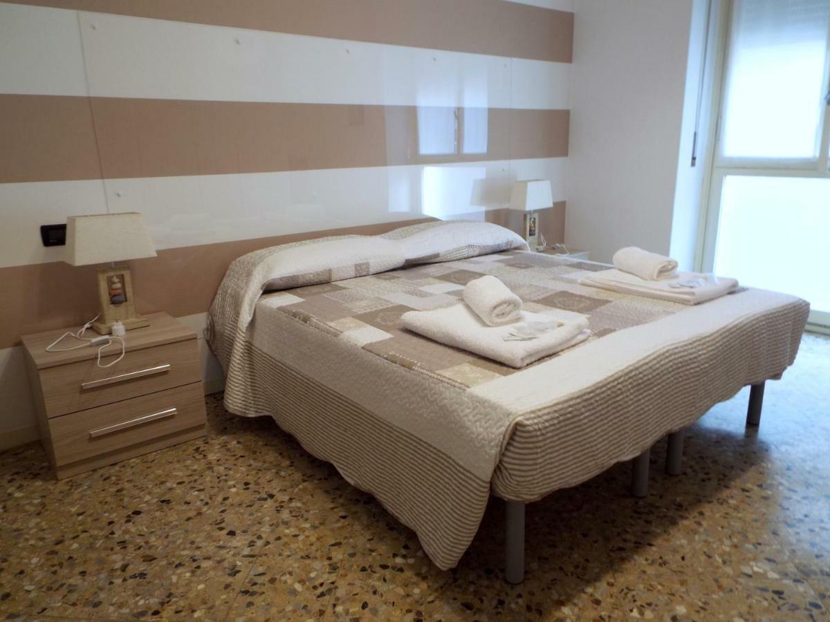 Lacaralele Apartment Milan Luaran gambar